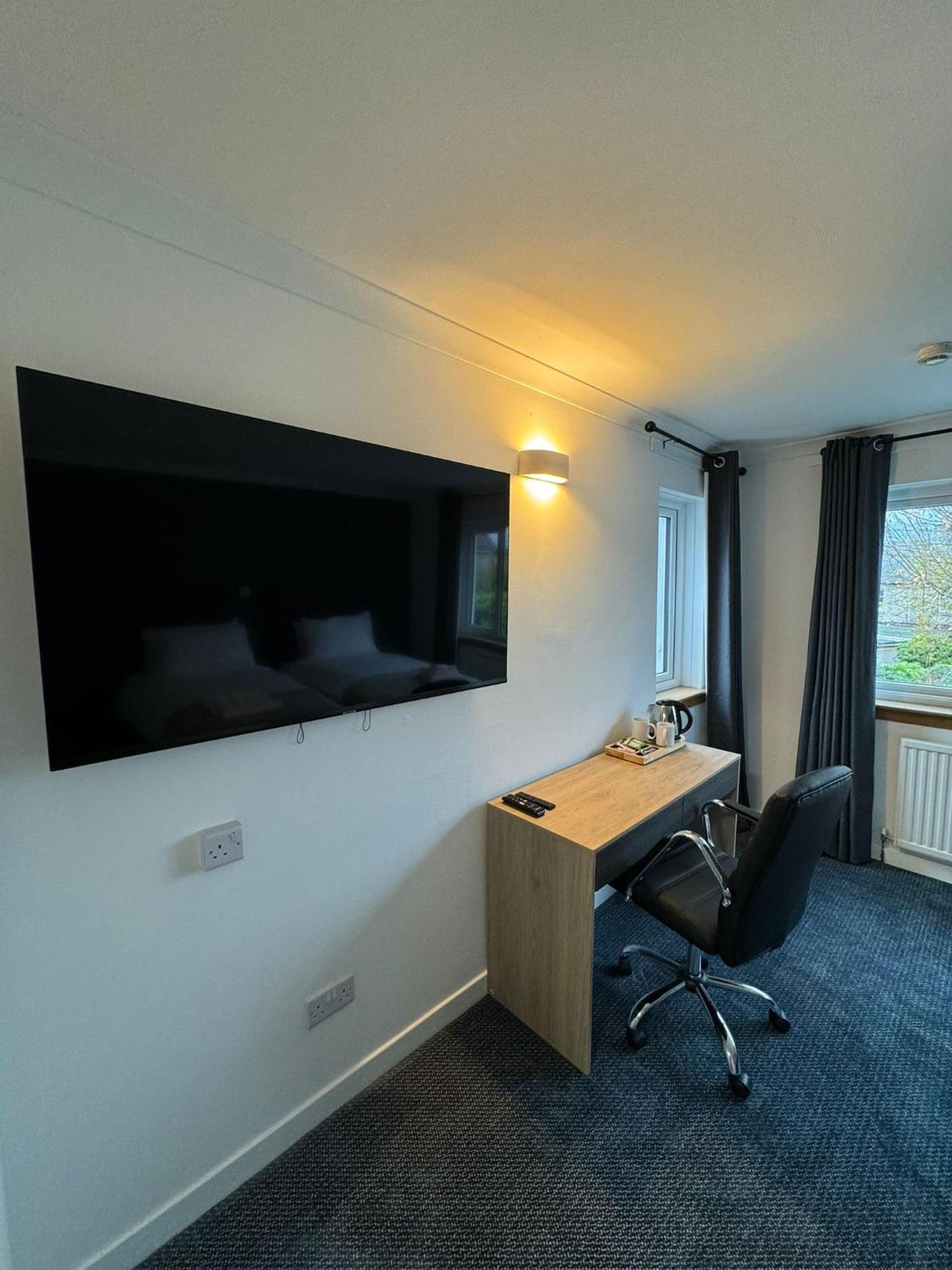 Newly Renovated Cozy Rooms In Fife Freuchie Экстерьер фото